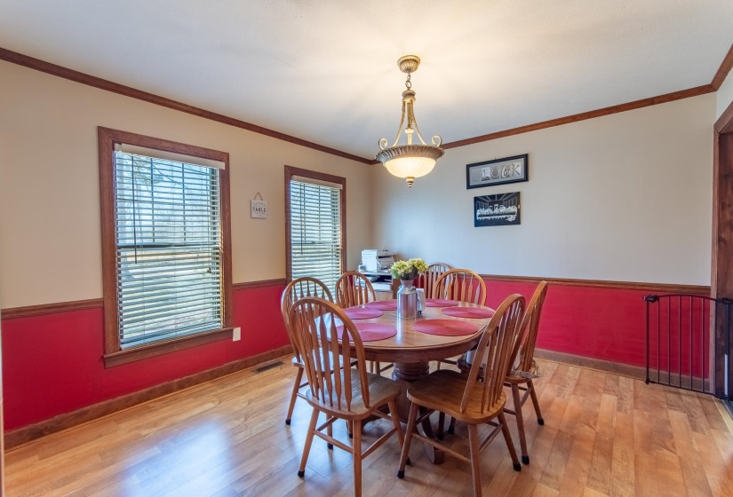 255 EASLEY LOOP, Savannah, Tennessee 38372, 4 Bedroom Bedrooms, 11 Room Rooms,2.1 BathroomBathrooms,Residential,For Sale,EASLEY,0,10229161