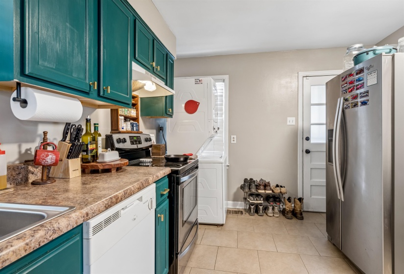 706 PERKINS RD, Memphis, Tennessee 38122, 3 Bedroom Bedrooms, 6 Room Rooms,1 BathroomBathrooms,Residential,For Sale,PERKINS,0,10229163