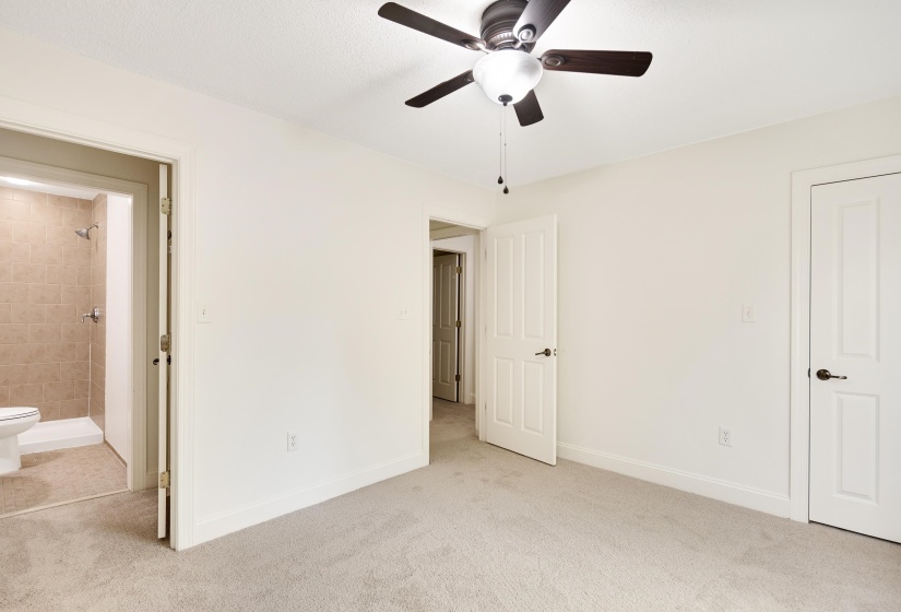 7488 GERMANTOWN SQ, Germantown, Tennessee 38138, 2 Bedroom Bedrooms, 5 Room Rooms,2.1 BathroomBathrooms,Residential,For Sale,GERMANTOWN,0,10229175