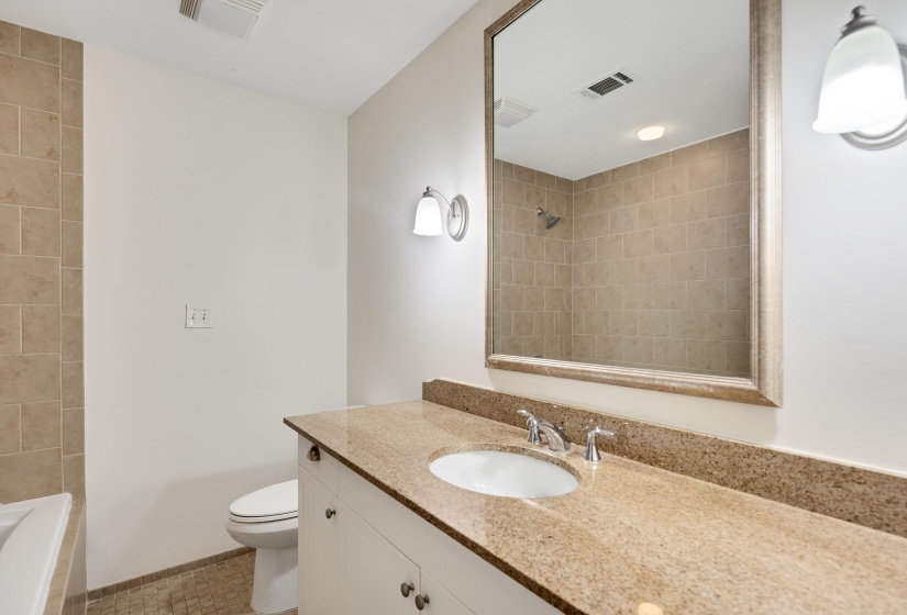 7488 GERMANTOWN SQ, Germantown, Tennessee 38138, 2 Bedroom Bedrooms, 5 Room Rooms,2.1 BathroomBathrooms,Residential,For Sale,GERMANTOWN,0,10229175