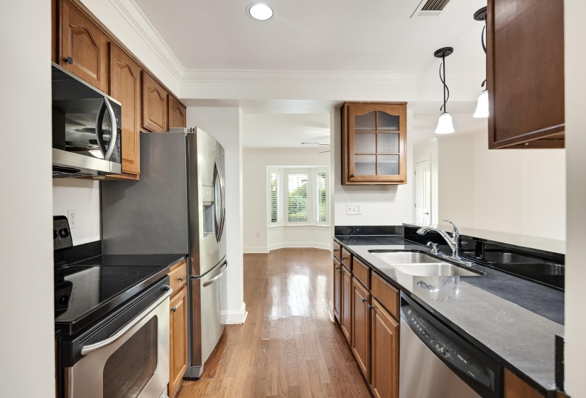 7488 GERMANTOWN SQ, Germantown, Tennessee 38138, 2 Bedroom Bedrooms, 5 Room Rooms,2.1 BathroomBathrooms,Residential,For Sale,GERMANTOWN,0,10229175