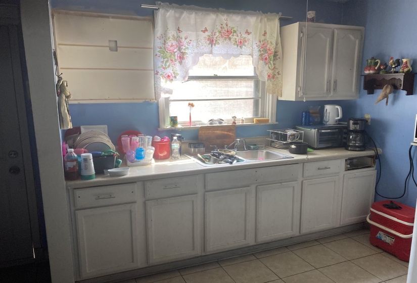 3074 SPOTTSWOOD AVE, Memphis, Tennessee 38111, 3 Bedroom Bedrooms, 6 Room Rooms,1 BathroomBathrooms,Residential,For Sale,SPOTTSWOOD,0,10229176