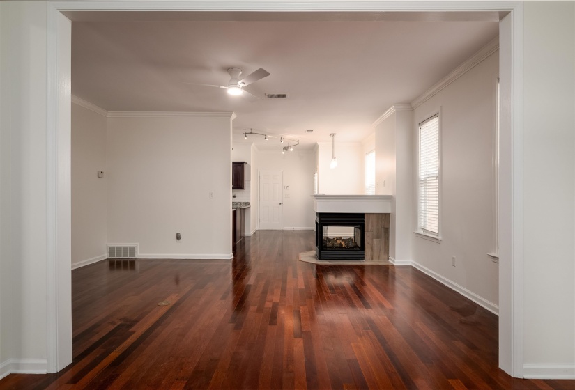 1338 ISLAND PL, Memphis, Tennessee 38103, 3 Bedroom Bedrooms, 7 Room Rooms,2.1 BathroomBathrooms,Residential,For Sale,ISLAND,0,10229177