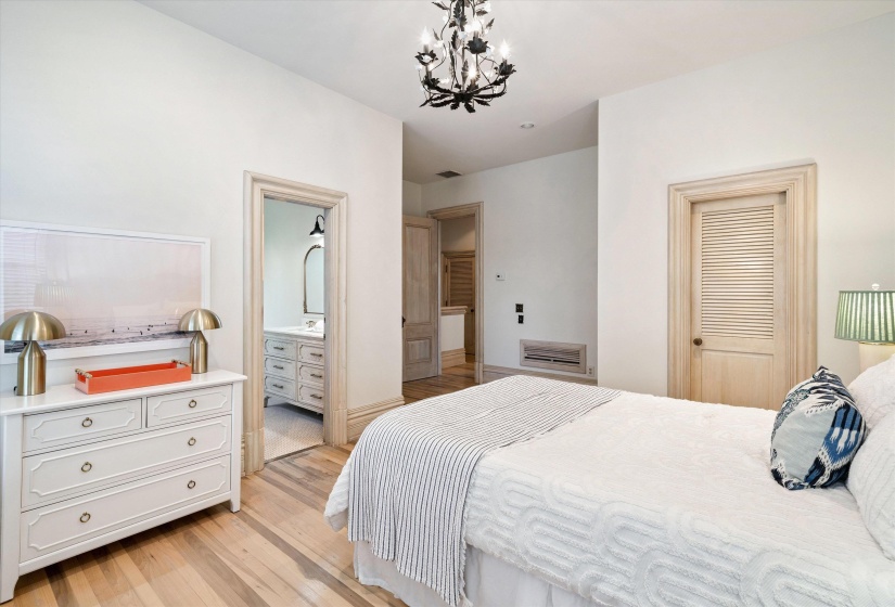 945 HARBOR BEND RD, Memphis, Tennessee 38103, 2 Bedroom Bedrooms, 5 Room Rooms,2.1 BathroomBathrooms,Rental Properties,For Sale,HARBOR BEND,0,10229190