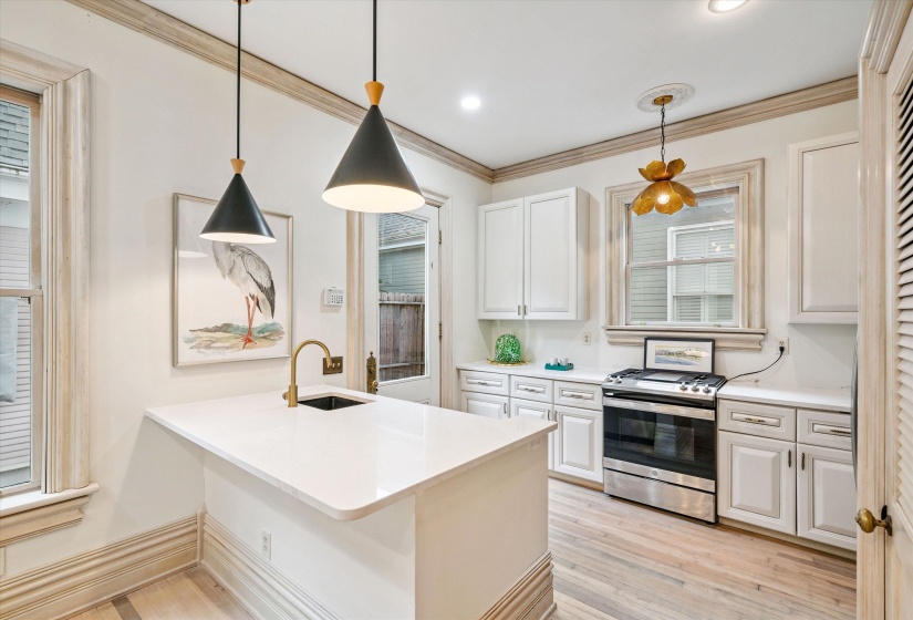 945 HARBOR BEND RD, Memphis, Tennessee 38103, 2 Bedroom Bedrooms, 5 Room Rooms,2.1 BathroomBathrooms,Rental Properties,For Sale,HARBOR BEND,0,10229190
