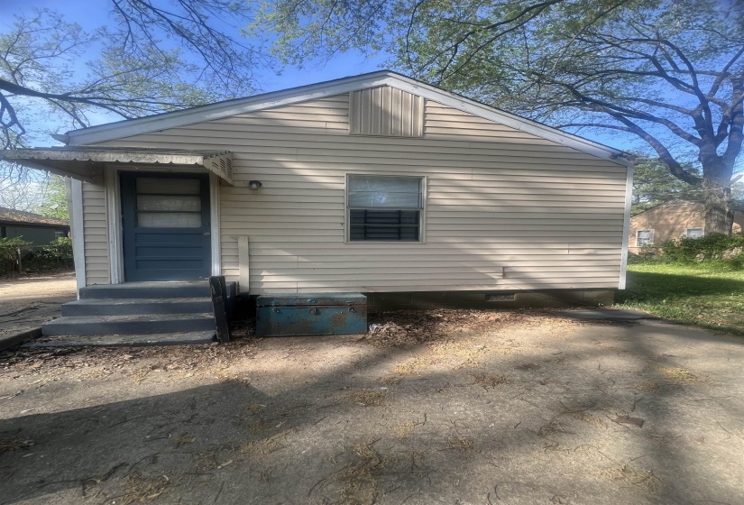 3439 HESTER AVE, Memphis, Tennessee 38111, 3 Bedroom Bedrooms, 7 Room Rooms,1 BathroomBathrooms,Residential,For Sale,HESTER,0,10218363