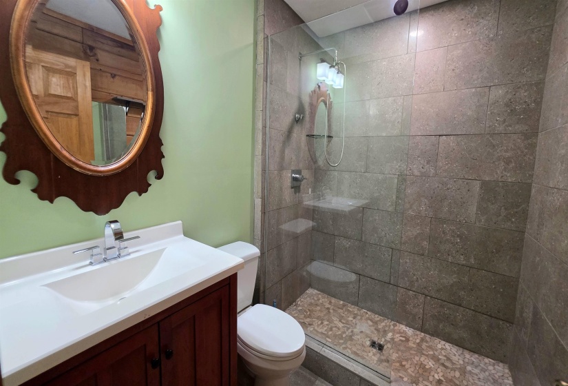 160 POPLAR DR, Buchanan, Tennessee 38222, 3 Bedroom Bedrooms, 9 Room Rooms,3 BathroomBathrooms,Residential,For Sale,POPLAR,0,10228949