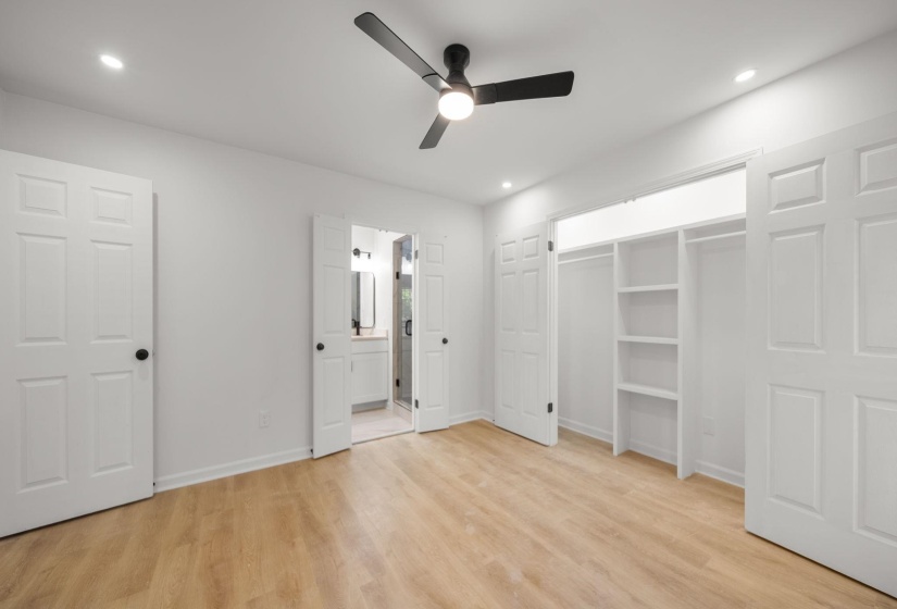 4351 SPRING OAK CV, Memphis, Tennessee 38125, 5 Bedroom Bedrooms, 8 Room Rooms,2.1 BathroomBathrooms,Residential,For Sale,SPRING OAK,0,10229182
