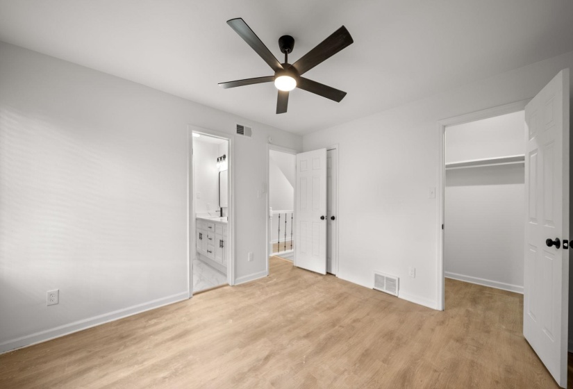 4351 SPRING OAK CV, Memphis, Tennessee 38125, 5 Bedroom Bedrooms, 8 Room Rooms,2.1 BathroomBathrooms,Residential,For Sale,SPRING OAK,0,10229182