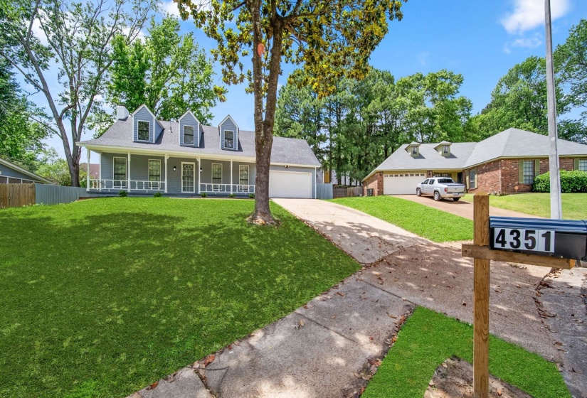 4351 SPRING OAK CV, Memphis, Tennessee 38125, 5 Bedroom Bedrooms, 8 Room Rooms,2.1 BathroomBathrooms,Residential,For Sale,SPRING OAK,0,10229182