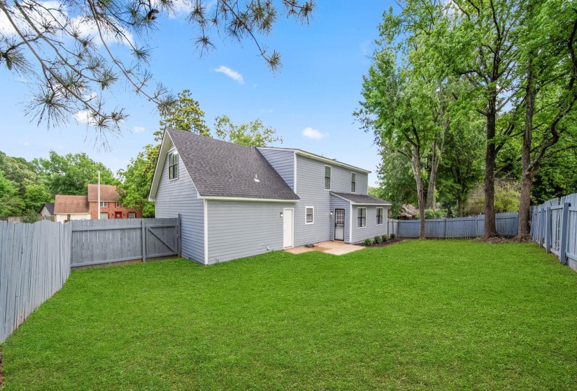 4351 SPRING OAK CV, Memphis, Tennessee 38125, 5 Bedroom Bedrooms, 8 Room Rooms,2.1 BathroomBathrooms,Residential,For Sale,SPRING OAK,0,10229182