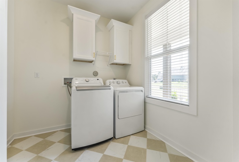 230 HIGHLAND PARK CV, Oakland, Tennessee 38060, 3 Bedroom Bedrooms, 7 Room Rooms,2 BathroomBathrooms,Residential,For Sale,HIGHLAND PARK,0,10229192