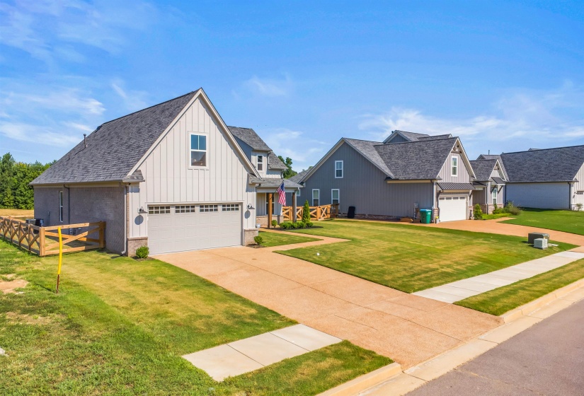230 HIGHLAND PARK CV, Oakland, Tennessee 38060, 3 Bedroom Bedrooms, 7 Room Rooms,2 BathroomBathrooms,Residential,For Sale,HIGHLAND PARK,0,10229192