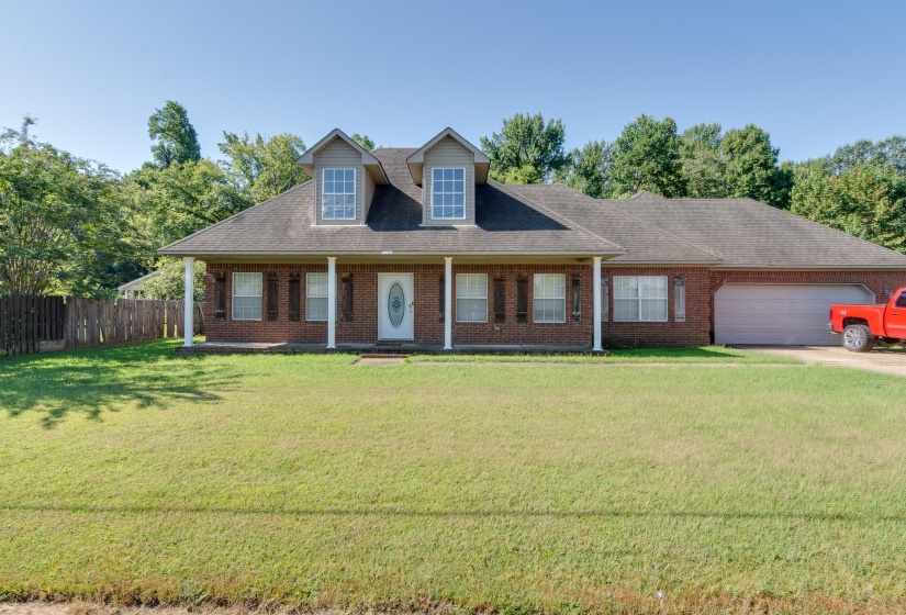 1243 J E BLAYDES BLVD, Atoka, Tennessee 38004, 3 Bedroom Bedrooms, 7 Room Rooms,2 BathroomBathrooms,Residential,For Sale,J E BLAYDES,0,10229195