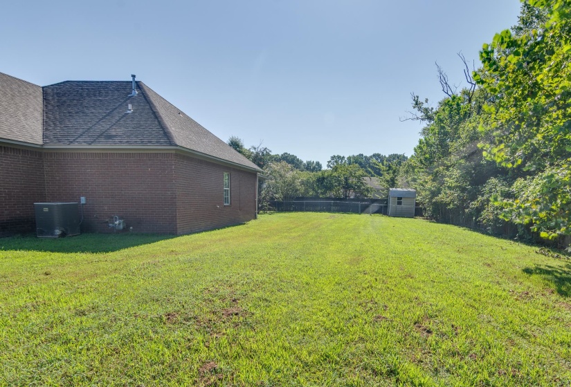 1243 J E BLAYDES BLVD, Atoka, Tennessee 38004, 3 Bedroom Bedrooms, 7 Room Rooms,2 BathroomBathrooms,Residential,For Sale,J E BLAYDES,0,10229195