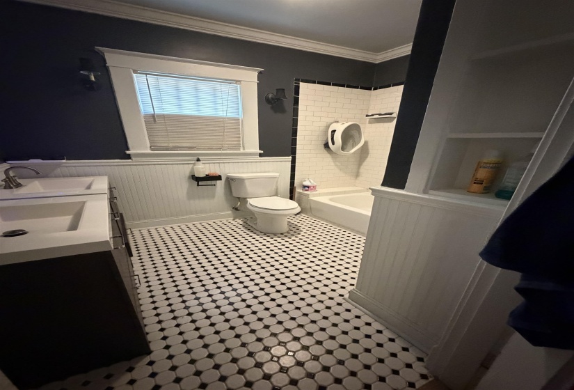 1585 COURT AVE, Memphis, Tennessee 38104, 3 Bedroom Bedrooms, 6 Room Rooms,1 BathroomBathrooms,Residential,For Sale,COURT,0,10229200