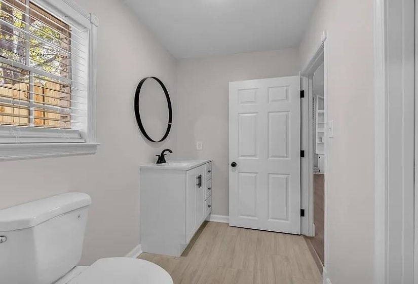 1285 HICKORY WOOD CV, Memphis, Tennessee 38116, 5 Bedroom Bedrooms, 9 Room Rooms,3 BathroomBathrooms,Residential,For Sale,HICKORY WOOD,0,10229213