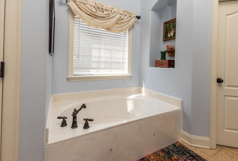 10 SUNDANCE CV, Somerville, Tennessee 38068, 4 Bedroom Bedrooms, 11 Room Rooms,2.1 BathroomBathrooms,Residential,For Sale,SUNDANCE,0,10229215