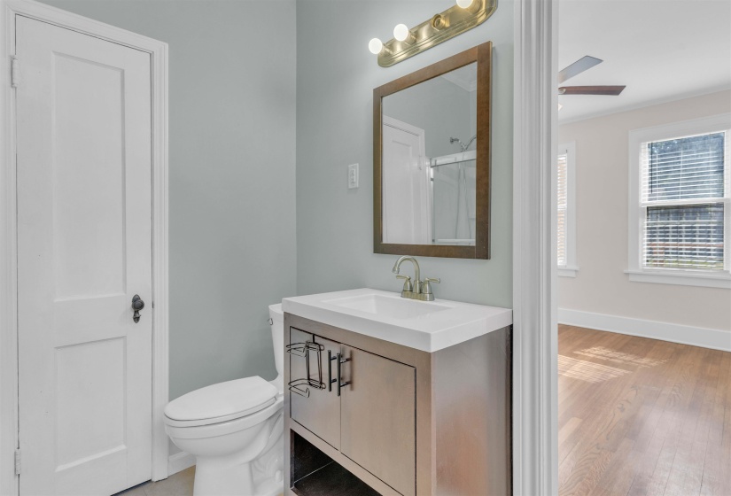 524 HAYNES ST, Memphis, Tennessee 38111, 2 Bedroom Bedrooms, 4 Room Rooms,1 BathroomBathrooms,Rental Properties,For Sale,HAYNES,0,10229238
