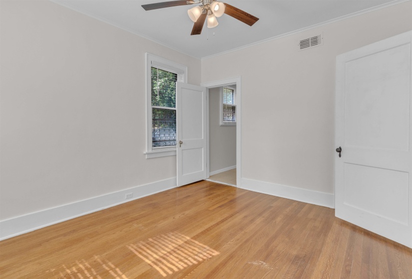 524 HAYNES ST, Memphis, Tennessee 38111, 2 Bedroom Bedrooms, 4 Room Rooms,1 BathroomBathrooms,Rental Properties,For Sale,HAYNES,0,10229238