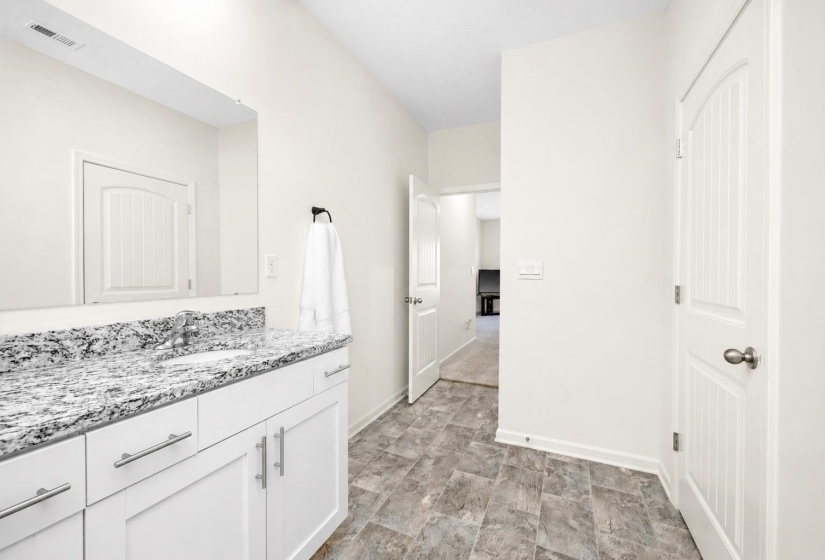 4790 BARRETT OAKS DR, Millington, Tennessee 38053, 3 Bedroom Bedrooms, 5 Room Rooms,2 BathroomBathrooms,Rental Properties,For Sale,BARRETT OAKS,0,10229258