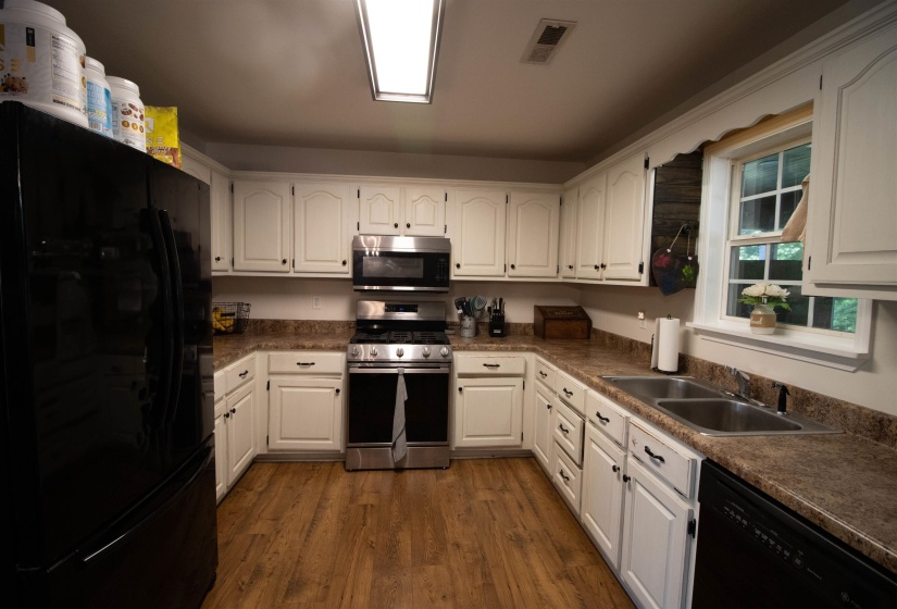 120 CRAIG RD, Ripley, Tennessee 38063-4000, 3 Bedroom Bedrooms, 8 Room Rooms,2 BathroomBathrooms,Residential,For Sale,CRAIG,0,10224330