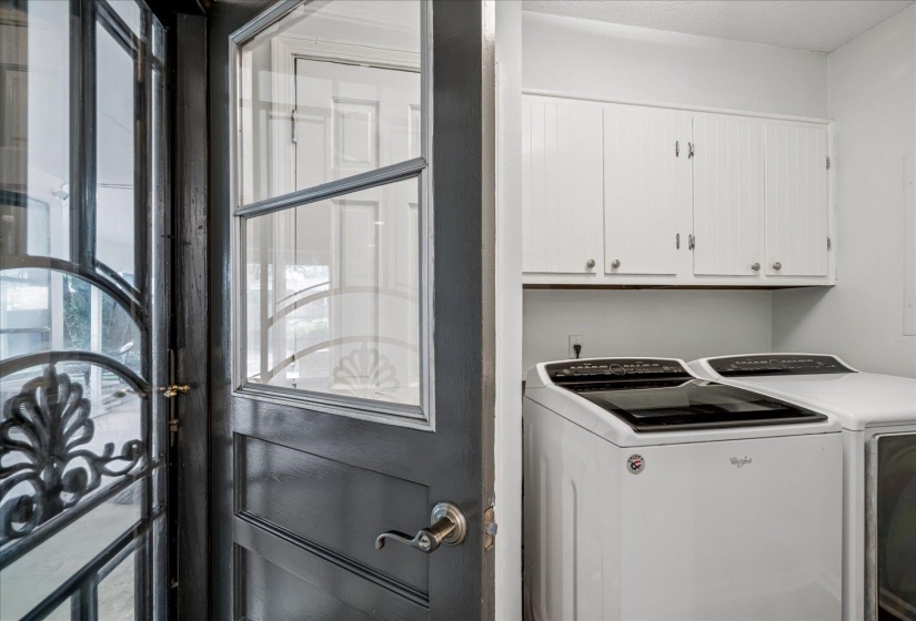 1539 RIVERDALE RD, Germantown, Tennessee 38138, 4 Bedroom Bedrooms, 11 Room Rooms,3 BathroomBathrooms,Residential,For Sale,RIVERDALE,0,10228517