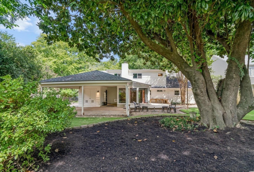 1539 RIVERDALE RD, Germantown, Tennessee 38138, 4 Bedroom Bedrooms, 11 Room Rooms,3 BathroomBathrooms,Residential,For Sale,RIVERDALE,0,10228517