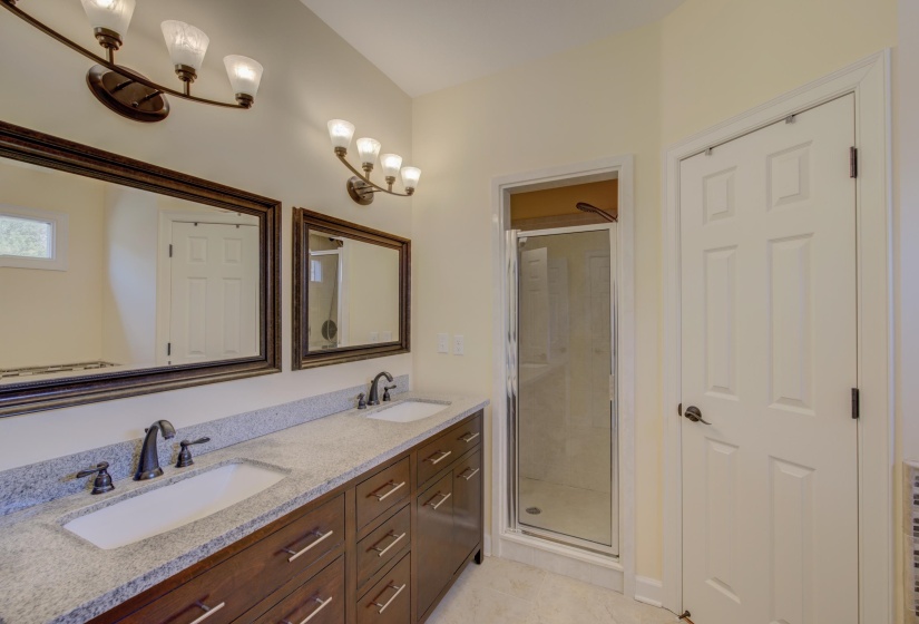 737 STEEPLE RIDGE CV, Collierville, Tennessee 38017, 5 Bedroom Bedrooms, 9 Room Rooms,3 BathroomBathrooms,Residential,For Sale,STEEPLE RIDGE,0,10228733