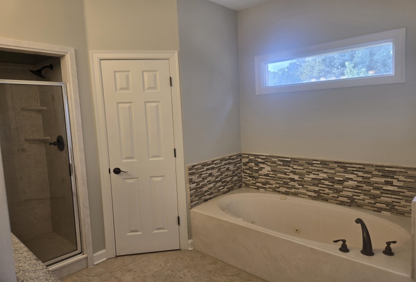 737 STEEPLE RIDGE CV, Collierville, Tennessee 38017, 5 Bedroom Bedrooms, 9 Room Rooms,3 BathroomBathrooms,Residential,For Sale,STEEPLE RIDGE,0,10228733