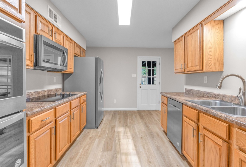 3277 COURT ST, Bartlett, Tennessee 38134, 4 Bedroom Bedrooms, 8 Room Rooms,2 BathroomBathrooms,Residential,For Sale,COURT,0,10229230