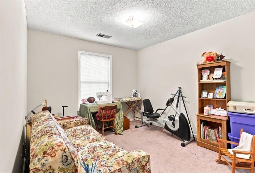 8590 RHONDA CIR, Memphis, Tennessee 38018, 5 Bedroom Bedrooms, 8 Room Rooms,2 BathroomBathrooms,Residential,For Sale,RHONDA,0,10229234