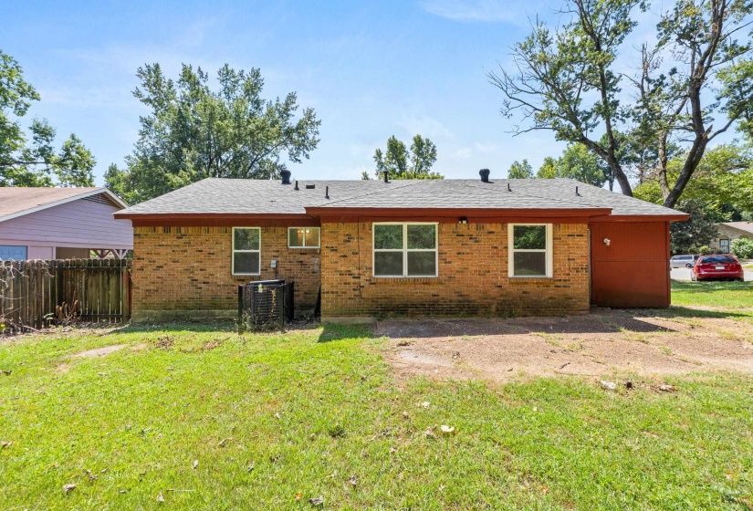 3364 BROCKCREST CV, Memphis, Tennessee 38128, 3 Bedroom Bedrooms, 6 Room Rooms,1.1 BathroomBathrooms,Residential,For Sale,BROCKCREST,0,10229235