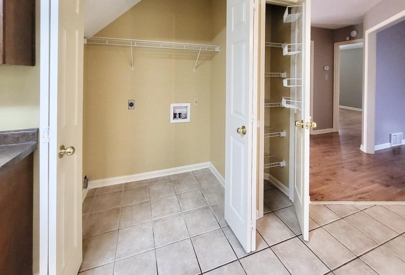 8326 TWIN RIVERS DR, Memphis, Tennessee 38016, 3 Bedroom Bedrooms, 6 Room Rooms,2 BathroomBathrooms,Residential,For Sale,TWIN RIVERS,0,10229236