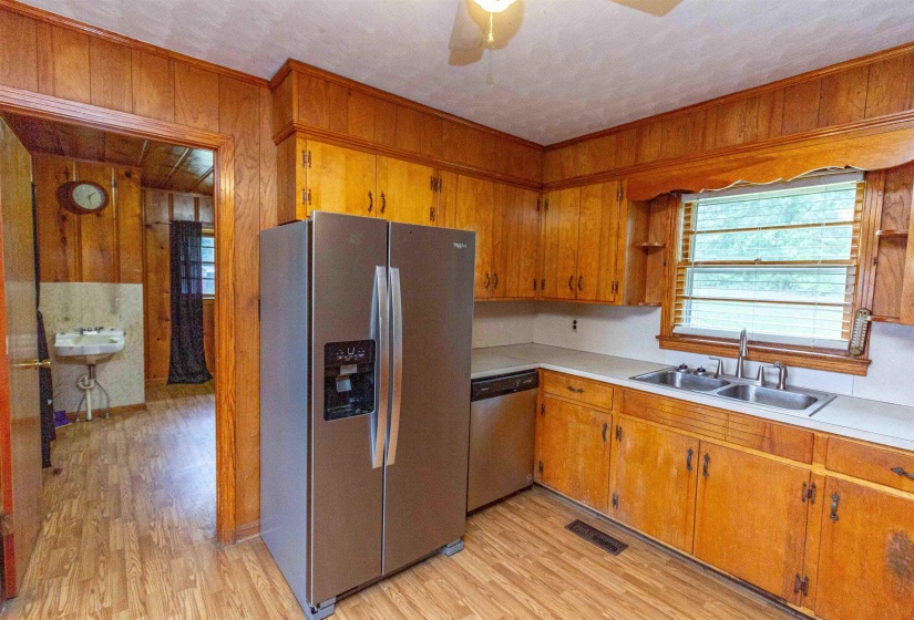 5738 HWY 45 HWY, Bethel Springs, Tennessee 38315, 2 Bedroom Bedrooms, 6 Room Rooms,1 BathroomBathrooms,Residential,For Sale,HWY 45,0,10229237