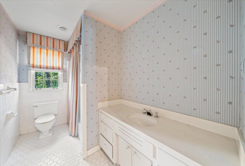 6021 RIVER OAKS CV, Memphis, Tennessee 38120, 5 Bedroom Bedrooms, 12 Room Rooms,5.1 BathroomBathrooms,Residential,For Sale,RIVER OAKS,0,10229239
