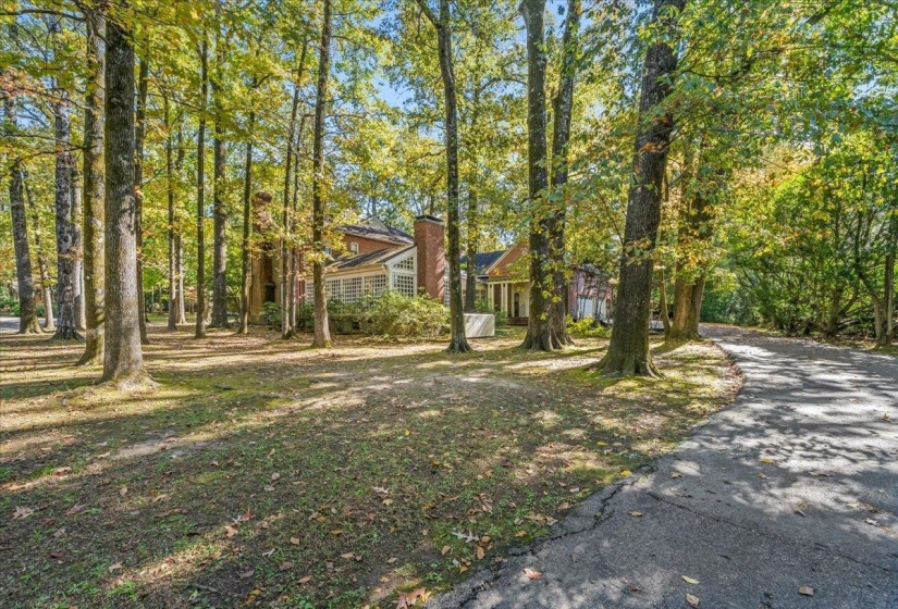 6021 RIVER OAKS CV, Memphis, Tennessee 38120, 5 Bedroom Bedrooms, 12 Room Rooms,5.1 BathroomBathrooms,Residential,For Sale,RIVER OAKS,0,10229239