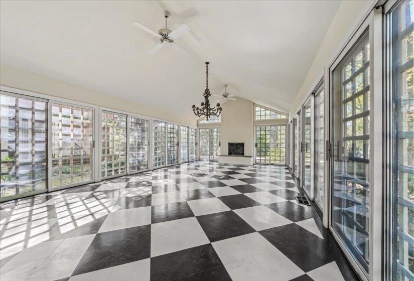 6021 RIVER OAKS CV, Memphis, Tennessee 38120, 5 Bedroom Bedrooms, 12 Room Rooms,5.1 BathroomBathrooms,Residential,For Sale,RIVER OAKS,0,10229239