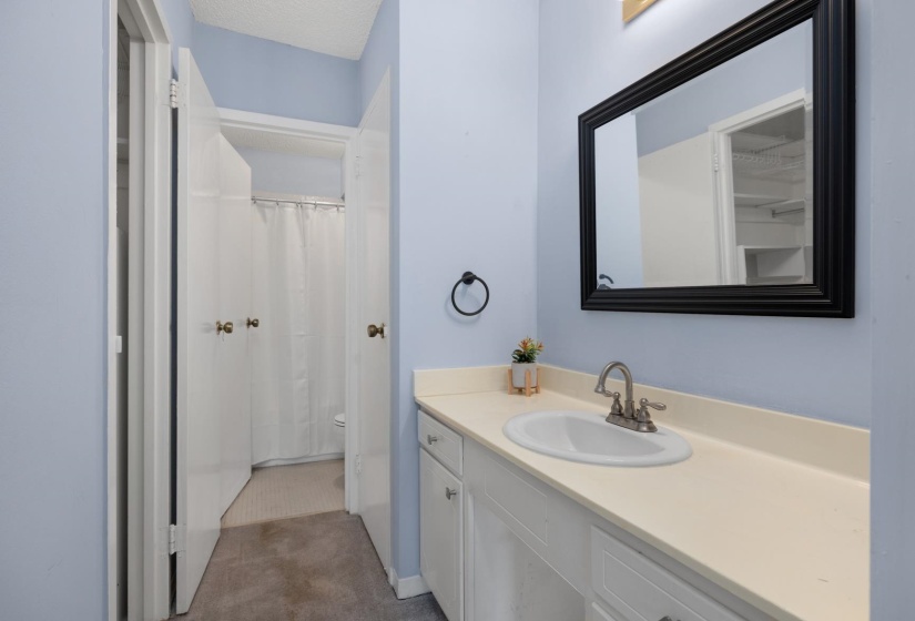232 HIGHLAND ST, Memphis, Tennessee 38111, 2 Bedroom Bedrooms, 4 Room Rooms,2 BathroomBathrooms,Residential,For Sale,HIGHLAND,0,10229240