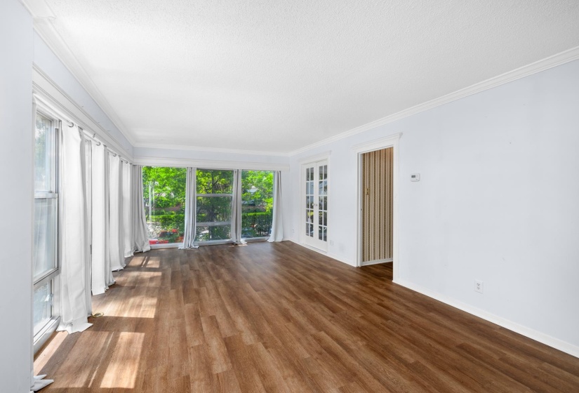 232 HIGHLAND ST, Memphis, Tennessee 38111, 2 Bedroom Bedrooms, 4 Room Rooms,2 BathroomBathrooms,Residential,For Sale,HIGHLAND,0,10229240
