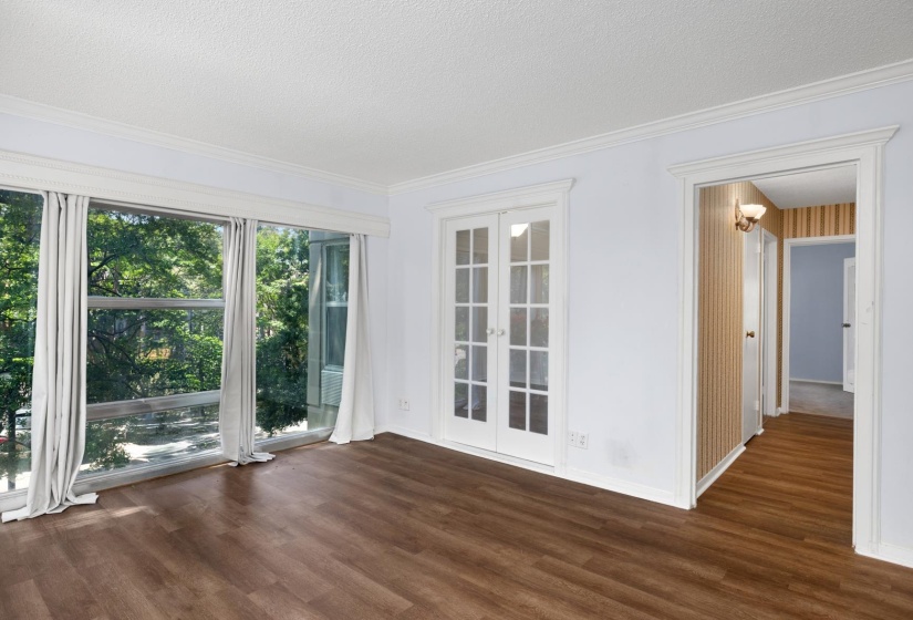 232 HIGHLAND ST, Memphis, Tennessee 38111, 2 Bedroom Bedrooms, 4 Room Rooms,2 BathroomBathrooms,Residential,For Sale,HIGHLAND,0,10229240