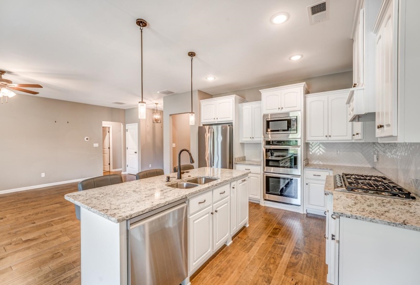 41 PRITCHETT CV, Munford, Tennessee 38058, 3 Bedroom Bedrooms, 6 Room Rooms,2.1 BathroomBathrooms,Residential,For Sale,PRITCHETT,0,10229241