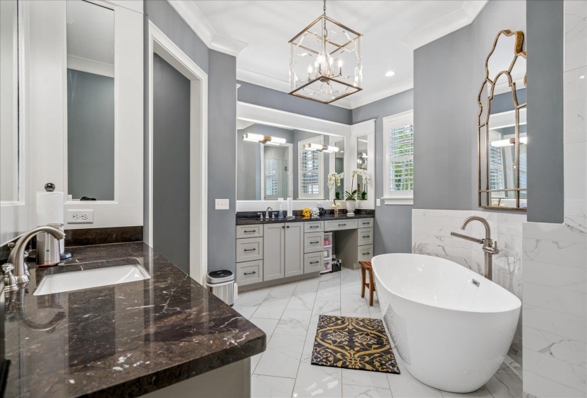 9060 WINSTON WOODS CIR, Germantown, Tennessee 38139, 5 Bedroom Bedrooms, 11 Room Rooms,5.1 BathroomBathrooms,Residential,For Sale,WINSTON WOODS,0,10229247