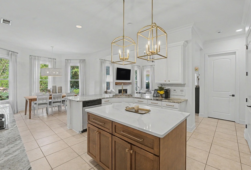 3929 POINTE DR, Lakeland, Tennessee 38002, 4 Bedroom Bedrooms, 12 Room Rooms,3.1 BathroomBathrooms,Residential,For Sale,POINTE,0,10229250