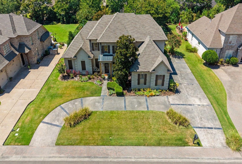 3929 POINTE DR, Lakeland, Tennessee 38002, 4 Bedroom Bedrooms, 12 Room Rooms,3.1 BathroomBathrooms,Residential,For Sale,POINTE,0,10229250