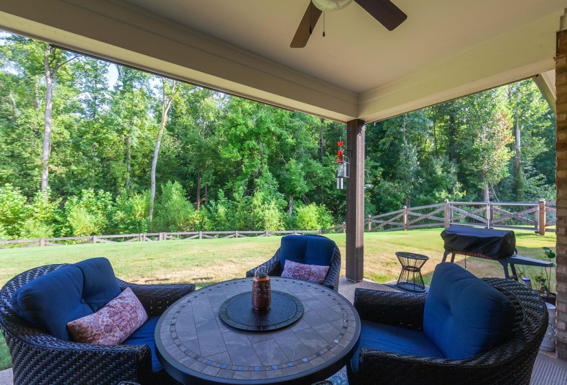 433 CHINKAPIN DR, Atoka, Tennessee 38004, 3 Bedroom Bedrooms, 7 Room Rooms,2.1 BathroomBathrooms,Residential,For Sale,CHINKAPIN,0,10229251