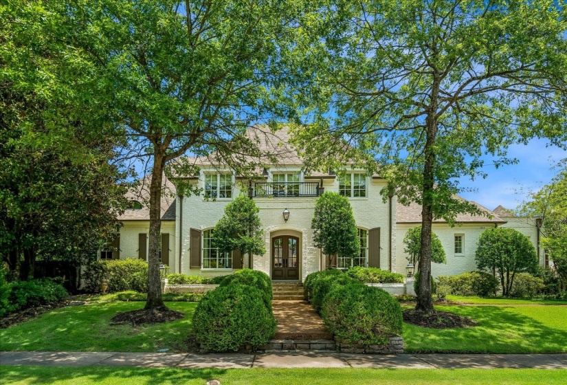 7212 MCVAY MANOR CV, Germantown, Tennessee 38138, 5 Bedroom Bedrooms, 11 Room Rooms,5.1 BathroomBathrooms,Residential,For Sale,MCVAY MANOR,0,10229254