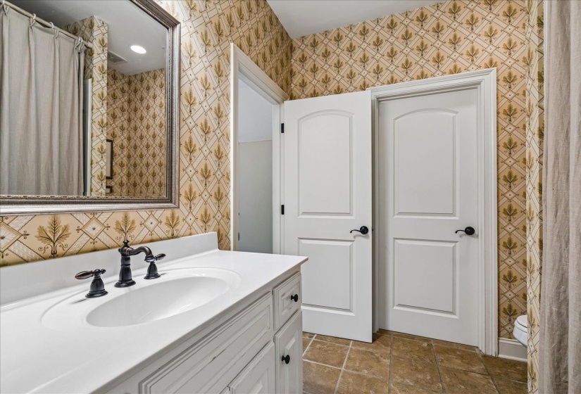 7212 MCVAY MANOR CV, Germantown, Tennessee 38138, 5 Bedroom Bedrooms, 11 Room Rooms,5.1 BathroomBathrooms,Residential,For Sale,MCVAY MANOR,0,10229254