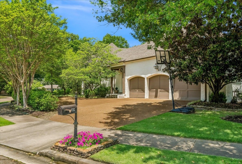 7212 MCVAY MANOR CV, Germantown, Tennessee 38138, 5 Bedroom Bedrooms, 11 Room Rooms,5.1 BathroomBathrooms,Residential,For Sale,MCVAY MANOR,0,10229254
