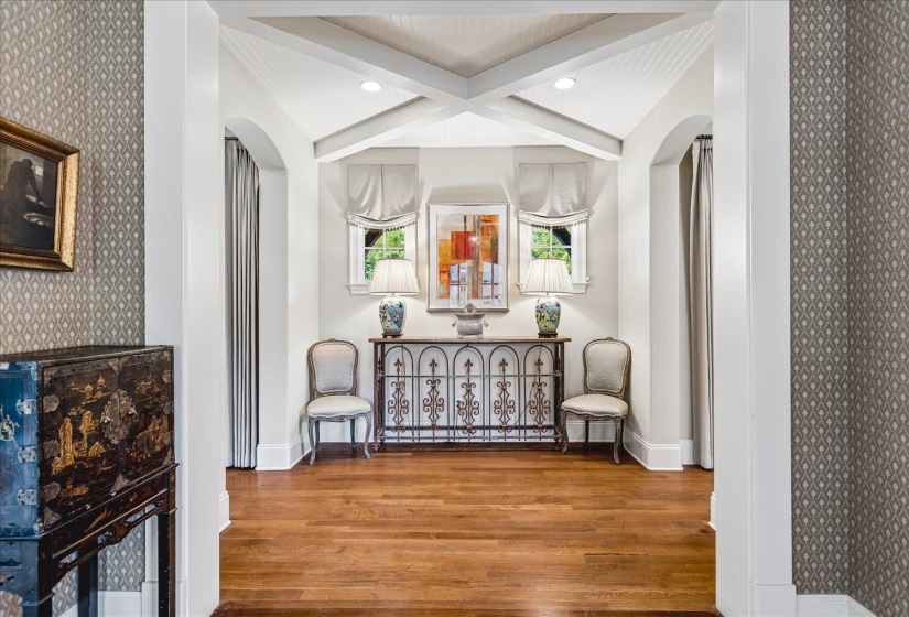 7212 MCVAY MANOR CV, Germantown, Tennessee 38138, 5 Bedroom Bedrooms, 11 Room Rooms,5.1 BathroomBathrooms,Residential,For Sale,MCVAY MANOR,0,10229254